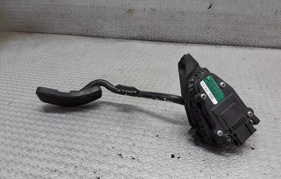 Audi A4 S4 B6 8E 8H Accelerator throttle pedal 8E2721523A