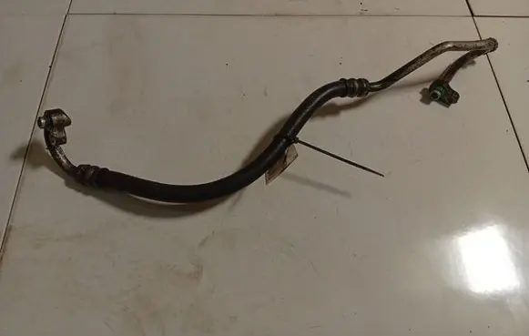KIA Ceed Air conditioning (A/C) pipe/hose 