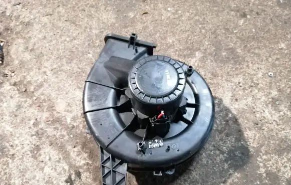Audi A2 Heater fan/blower 6Q1820015A