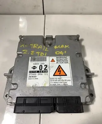 Nissan X-Trail T30 Engine control unit/module 2758002956