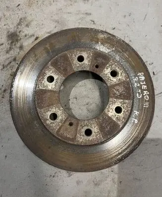 Mitsubishi Pajero Front brake disc