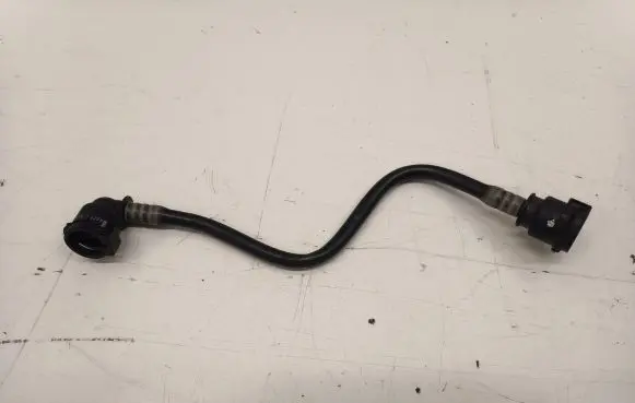BMW 5 G30 G31 Engine coolant pipe/hose
