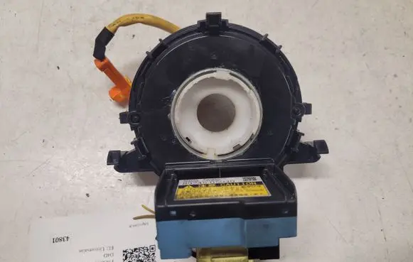 Toyota Avensis T270 Airbag slip ring squib (SRS ring) 8924505030 39SUGS80 05030