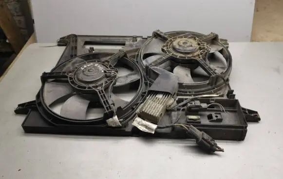 Land Rover Freelander Fan set 8240327 437845