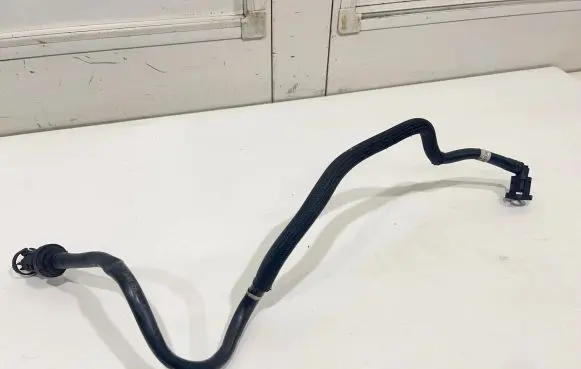 BMW 2 F46 Vacuum line/pipe/hose 8607939