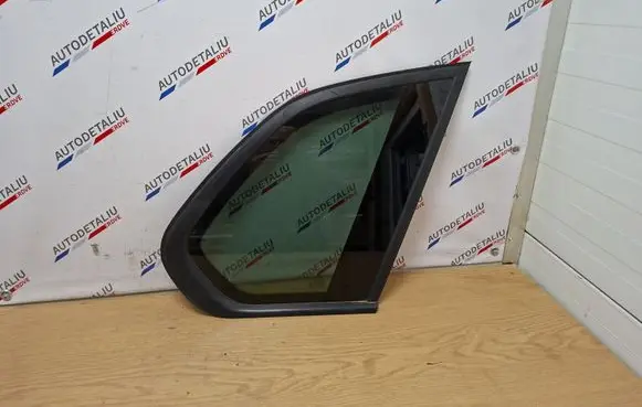 BMW X5 E70 Rear side window 7207876