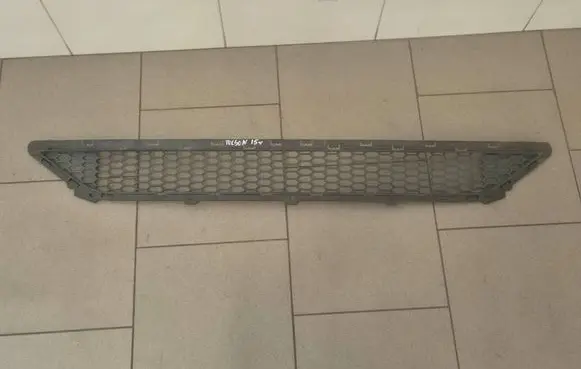 Hyundai Tucson TL Front bumper lower grill 86561D7000