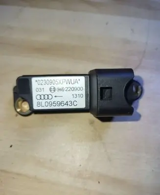 Audi A3 S3 8L Airbag deployment crash/impact sensor 8L0959643C