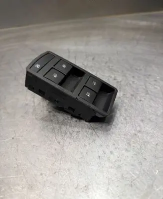 Opel Astra J Electric window control switch 13305011