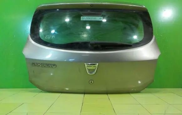 Dacia Sandero II Tailgate/trunk/boot lid KOMPLETNA XP237