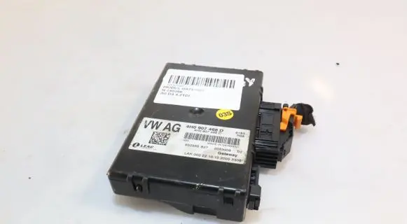 Audi A8 S8 D4 4H Gateway control module 