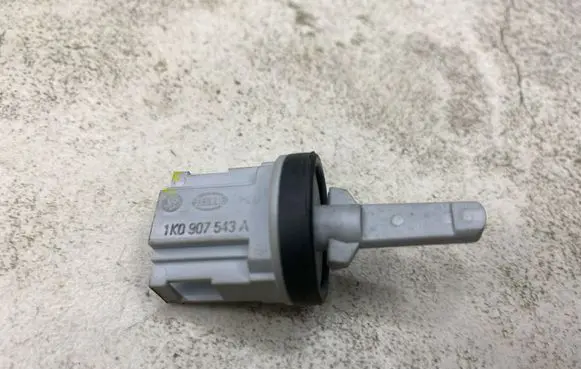 Volkswagen PASSAT B6 Interior temperature sensor 1K0907543A