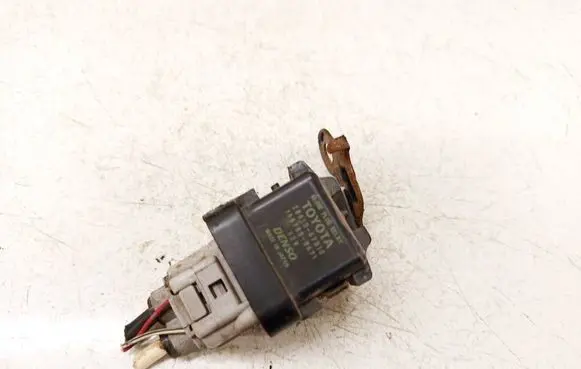 Toyota Verso Glow plug pre-heat relay 2861067010