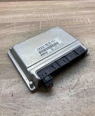 Seat Leon (1M) Engine control unit/module ECU 8D0907401H 0281001834 D42