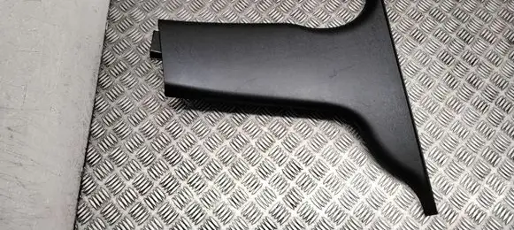 Volvo V70 (B) pillar trim (bottom)