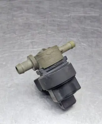 Mercedes-Benz CLK A208 C208 Turbo solenoid valve 0004701693