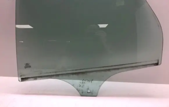 Ford Focus Rear door window glass BM51A25713A