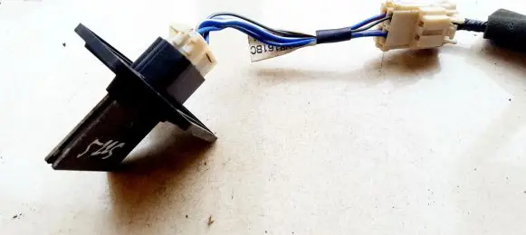 Mazda 323 Heater blower motor/fan resistor HB151BC5E