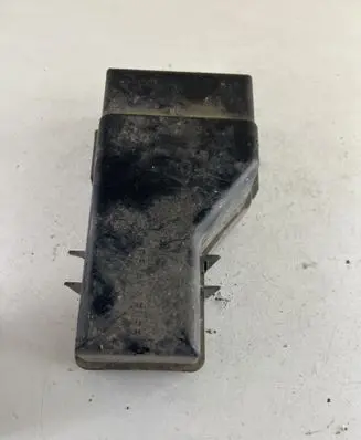 Toyota RAV 4 (XA20) Fuse box cover 8267242100