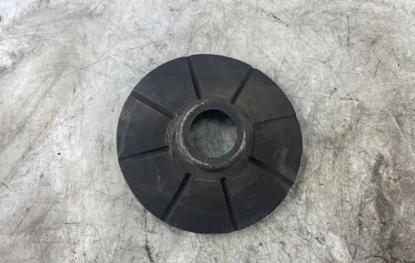 Opel Astra H Rear coil spring rubber mount 90538496 9053849696