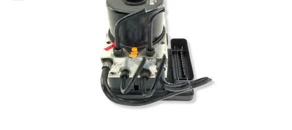 Ford Focus ABS Pump 3M512C405HA