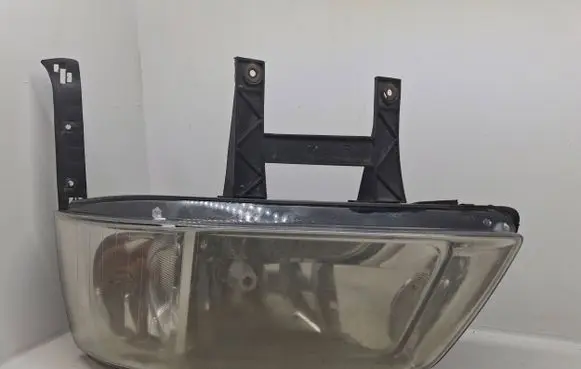 Volkswagen Transporter - Caravelle T5 Headlight/headlamp 1305239255