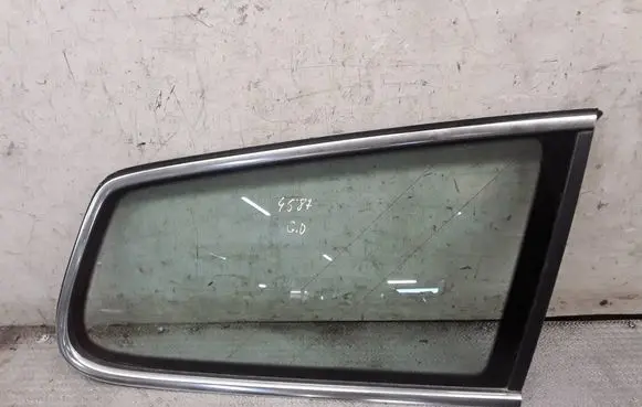 Volkswagen PASSAT B7 Rear side window