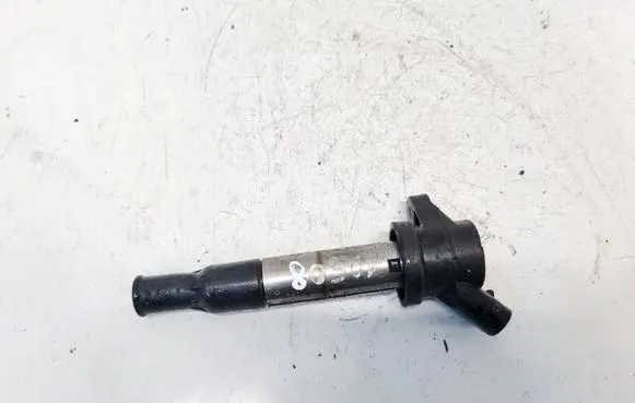 High voltage ignition coil