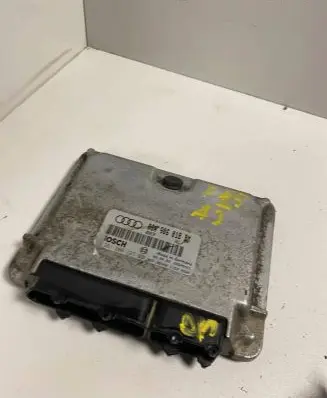 Audi A3 S3 8L Engine control unit/module 06A906018BM 26SA5421 0261206127