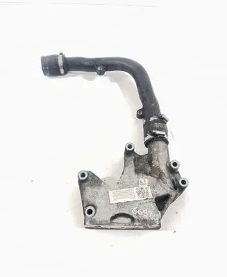 Engine mounting bracket