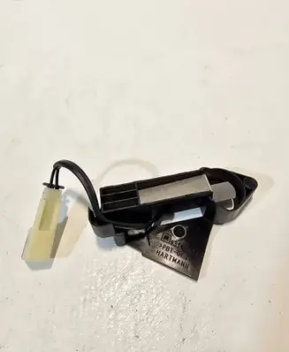 Opel Tigra B Convertible roof lock/latch 93162616