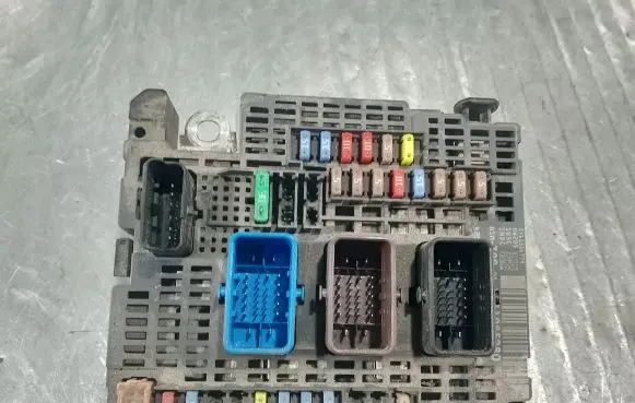Peugeot 508 BSM Control unit 