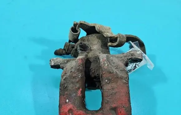 Toyota Auris 150 Rear brake caliper IMPRK1527463