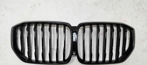 BMW X5 G05 Front bumper upper radiator grill 7454887