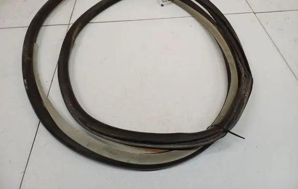 Audi A3 S3 8P Rubber seal front coupe door