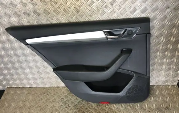 Skoda Superb B8 (3V) Rear door card panel trim