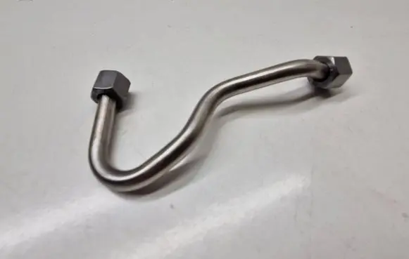 BMW 2 Active Tourer U06 Fuel line pipe 8665626