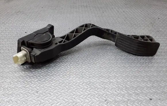 Peugeot 307 Accelerator throttle pedal 0280752251 9646702180