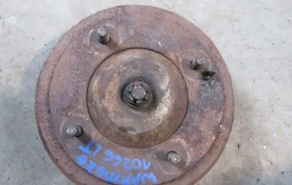 AC 428 Rear wheel bearing hub 