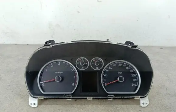 Hyundai i30 Speedometer (instrument cluster) 940032L430