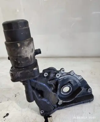 KIA Carens II Oil pump 