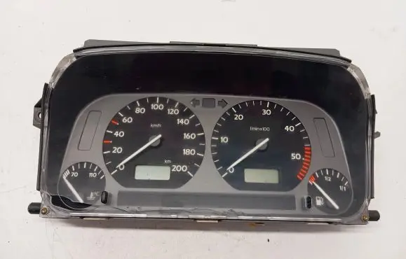 Volkswagen Golf III Speedometer (instrument cluster) 1H0919860F 6160633042 54594162341