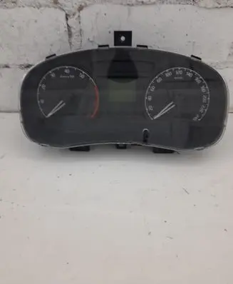 Skoda Roomster (5J) Speedometer (instrument cluster) 5J0920801B V2802476 SKZ7Z015343165