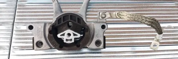 BMW 4 G22 G23 G24 G26 Gearbox mount 6862575 9894330 6861567