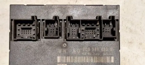 Volkswagen PASSAT B6 Comfort/convenience module S0472H042 5DK00906420 3C0959433R