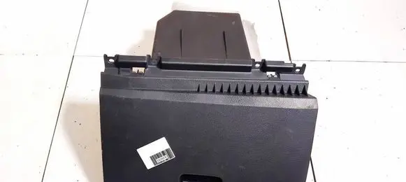 Nissan Tiida C11 Glove box