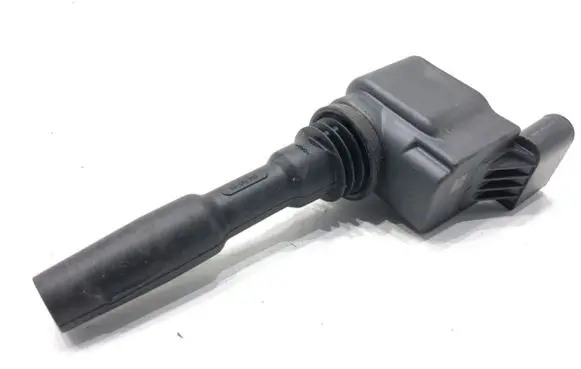 Skoda Kamiq High voltage ignition coil 05E905110A