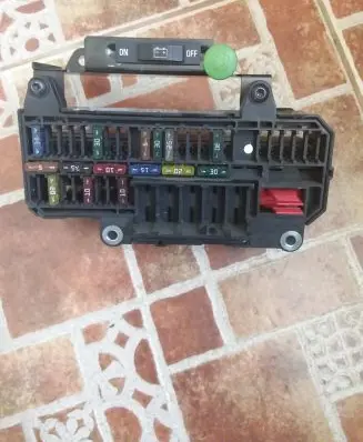 BMW 7 E65 E66 Fuse module 690058301