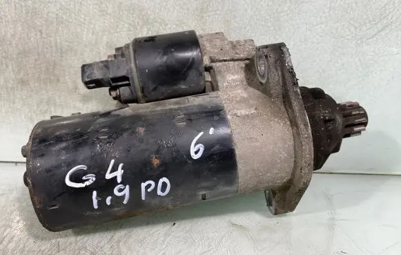Volkswagen Golf IV Starter motor