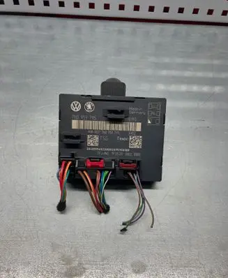Skoda Superb B6 (3T) Door control unit/module 7N0959795